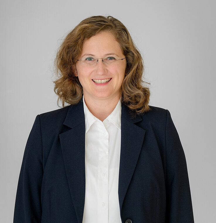 Carina Stagel MSc MSc, ist Spezialistin für Abschluss- sowie Sonderprüfungen, Erstellung von Jahresabschlüssen und Steuererklärungen, Optimierung/Digitalisierung Rechnungswesen, Unternehmenssteuerrecht