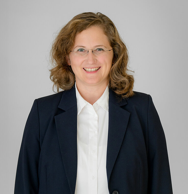 Carina Stagel MSc MSc, ist Spezialistin für Abschluss- sowie Sonderprüfungen, Erstellung von Jahresabschlüssen und Steuererklärungen, Optimierung/Digitalisierung Rechnungswesen, Unternehmenssteuerrecht