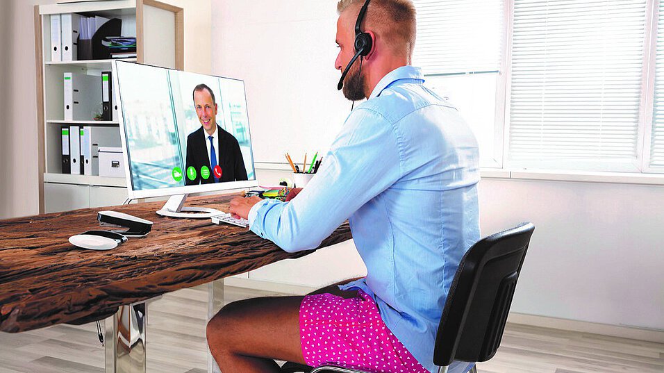 Quelle: shutterstock / 699109540 Homeoffice arbeiten von Zuhause