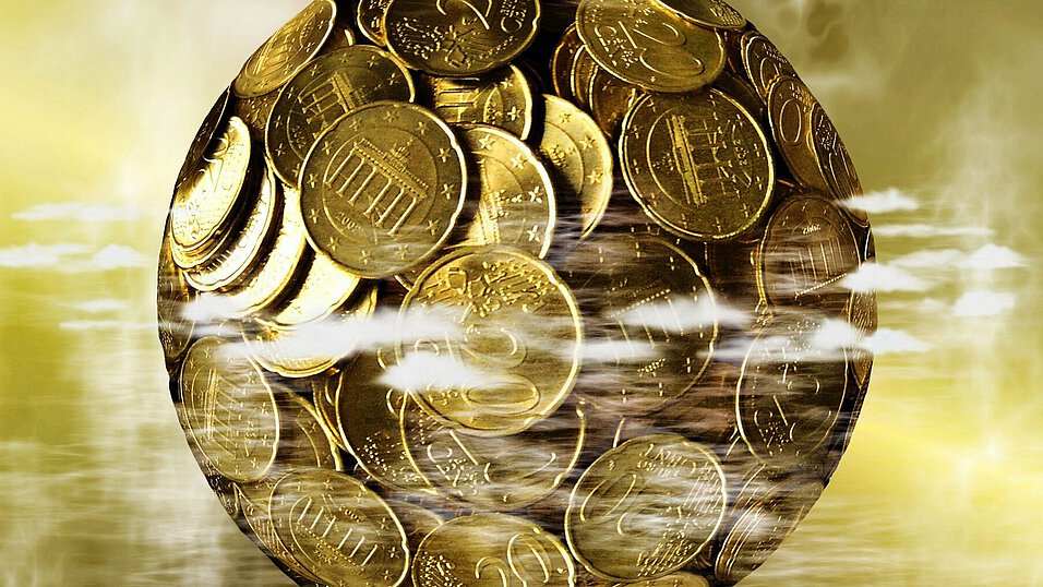 Quelle: pixabay Geldkugel Euromünzen